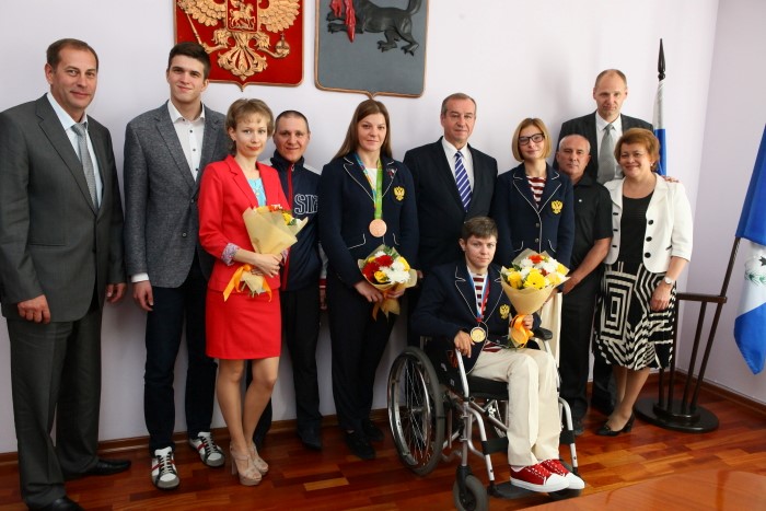 члены паралимпийской сборной команды.jpg